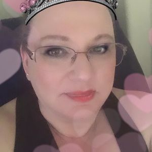 Meet your Posher, Kristin